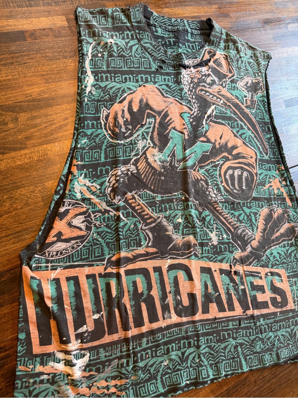 XPLOSION Miami Hurricanes Cutoff TShirt Mens Palms AOP 1993 USA College Thrashed